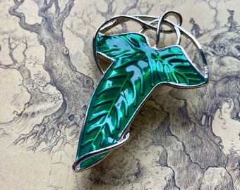 Brooch Elven style Leaf of Lothlorien cloak pin