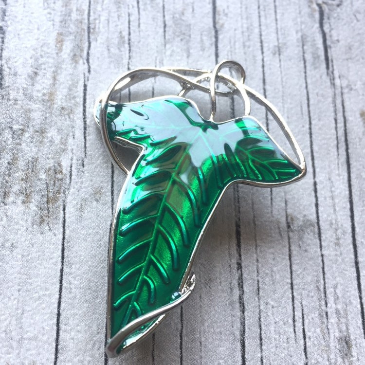 Brooch Lord of the Rings Style Elven Leaf of Lothlorien Cloak Pin LOTR Etsy