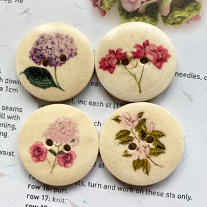 Giant Flower Buttons, Giant CREAM Flower Buttons 6.5cm, Extra Large Buttons,  Huge Novelty Button, Giant Children's Buttons, UK Buttons Shop 