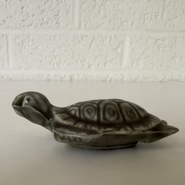 Vintage Wade of England Turtle Figurine | Wade Whimsies Miniature Figurines