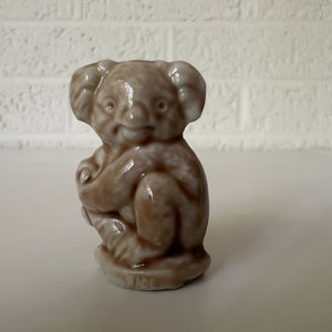 Vintage Wade de Inglaterra Koala Figura / Wade Whimsies Figuras en miniatura