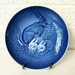 Vintage Royal Copenhagen B&G Porcelain Mother&#39;s Day Plate | 1981 | Bunny | Mors Dag