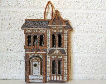 Vintage Victoria Littlejohn Art Pottery San Francisco House Placa de pared, azulejo o salvamanteles con respaldo de corcho