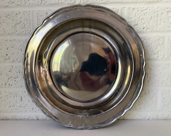 One Vintage Queen Anne Pewter Dinner Charger, Platter, or Shallow Bowl | RWP | Wilson Pewter