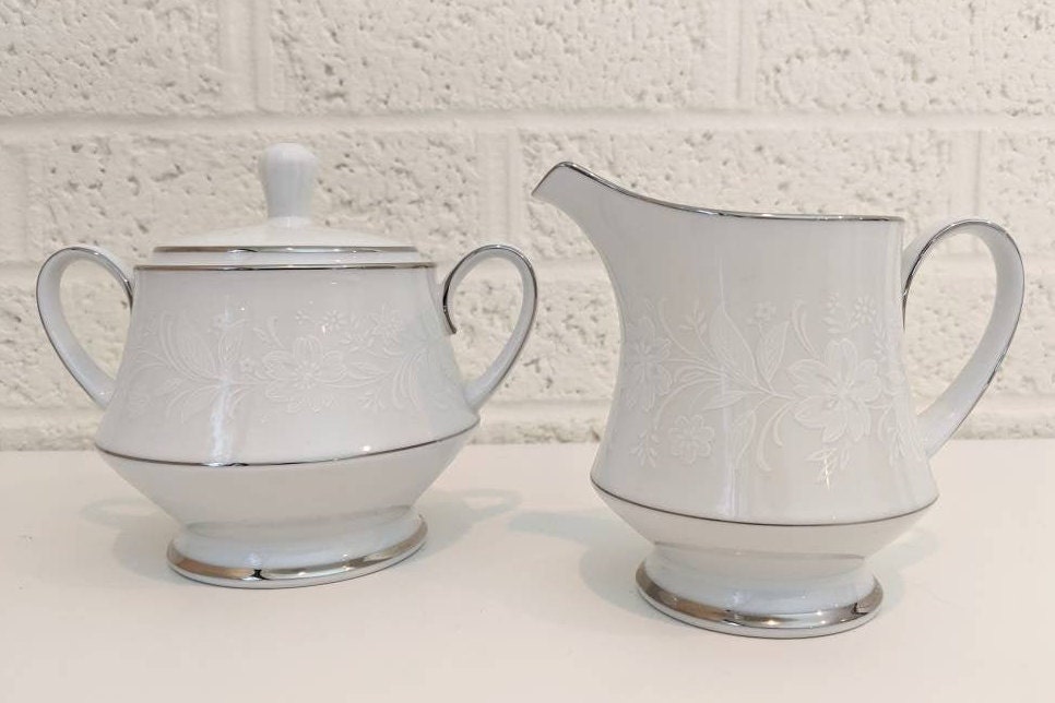 Noritake Japan Ranier 6909 Fine China Set Service for 12 Noritake Japan Ranier 6909 Fine China Set Service for 12