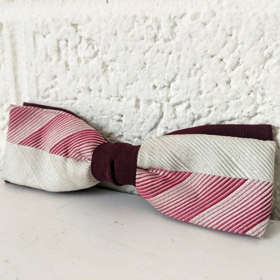 Vintage Ormond NYC Clip On Bow Tie | Maroon and W… - image 1