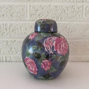 Vintage Ginger Jar With Lid | Tea Jar | Urn | Blue with Pink Flowers