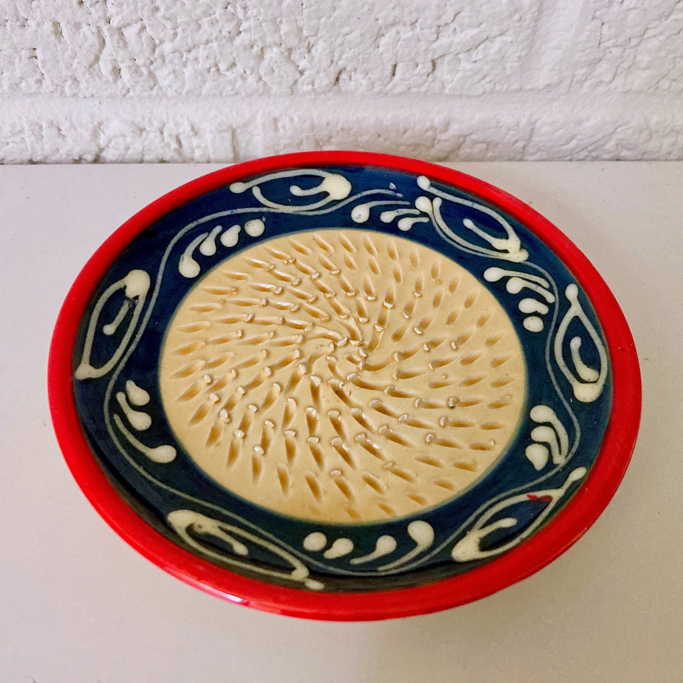 Ceramica De Espana Hand Made Spain Garlic Grater Zester Rasper Plate 5”