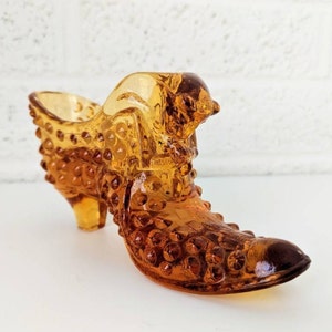 Fenton Amber Hobnail Cat Head Shoe