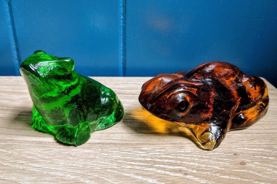 Vintage Glass Toad Figurine | Etsy