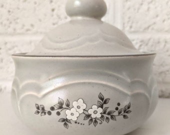 Vintage Pfaltzgraff Heirloom Sugar Bowl with Lid