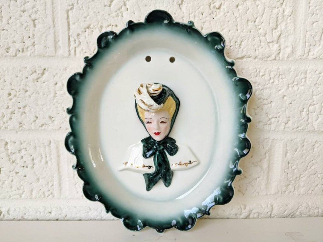Gibson Girl Cameo Locket