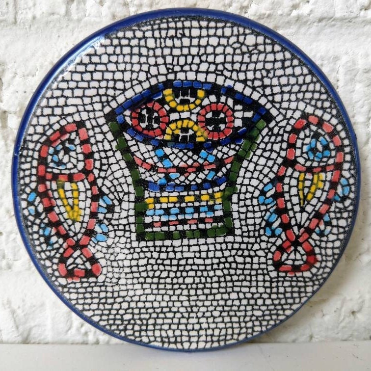 Pequeño arte de pared armenio vintage / cerámica con estampado de mosaico de pan y pescado