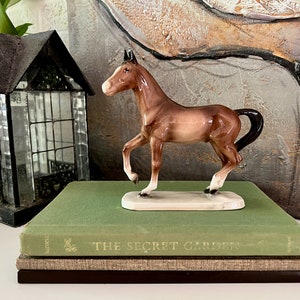 ヴィンテージ馬の置物 | ドイツ製 | 乗馬ギフト - Etsy 日本