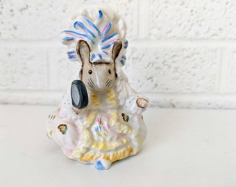 ベスウィック BESWICK 競走馬 ミルリーフ 木台付き フィギュア 陶器 ベスウィック BESWICK 競走馬 ミルリーフ 木台付き フィギュア 陶器