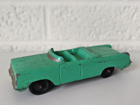 Vintage Tootsie Toy Die Cast Oldsmobile Convertible Chicago