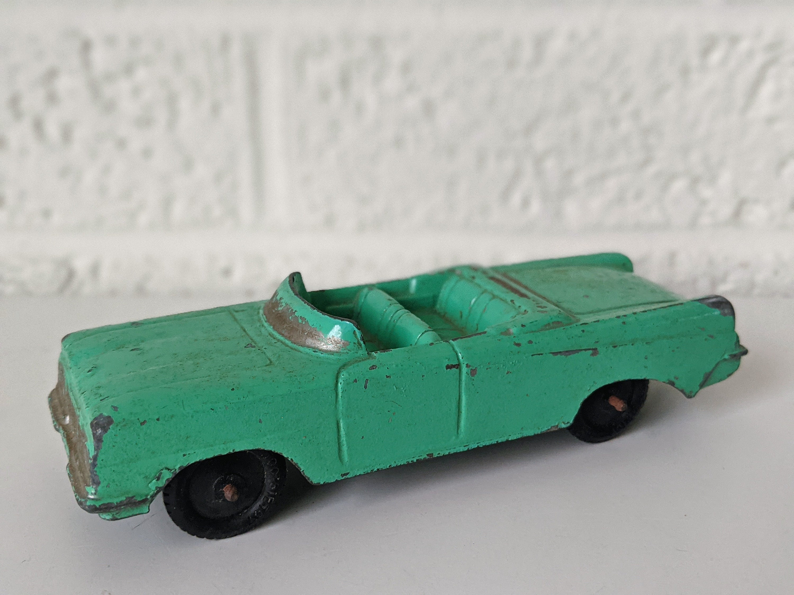 Vintage Tootsie Toy Die Cast Oldsmobile Convertible Chicago