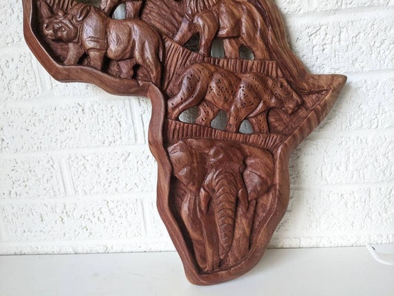 Vintage Hand Carved Continent of Africa and Big Animals Wooden - Etsy Vintage Hand Carved Continent of Africa and Big Animals Wooden - Etsy