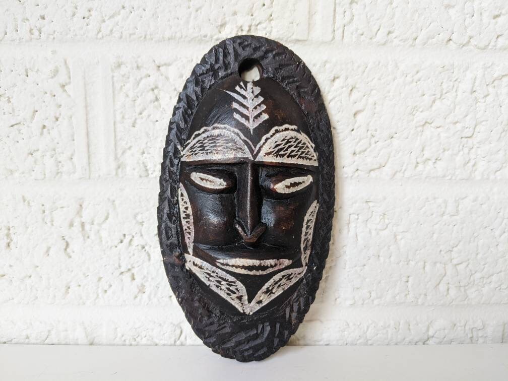 ヴィンテージ　アフリカンマスク il_fullxfull.2686554399_fbjd.jpg