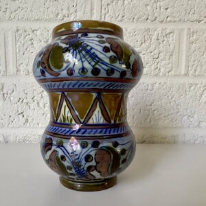 Vintage Bud Vase with Pretty Design and Glaze