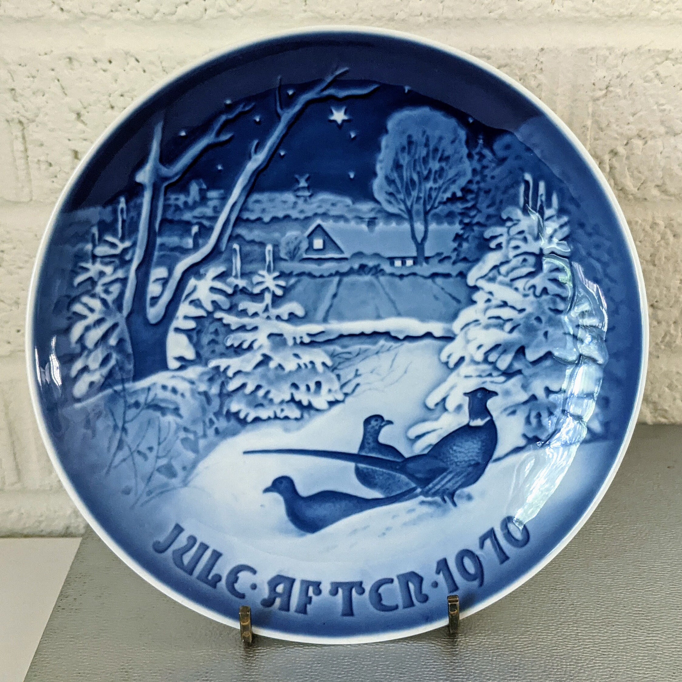 Bing & Grøndahl クリスマスプレート 70年代 7枚セット Collectible Bing & Grondahl Porcelain Plate 1980 Christmas in the 食器