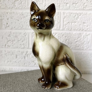 Vintage Siamese Cat Figurine