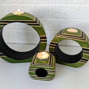 Vintage träteljushållare med cirklar | Grön med ränder bild 7