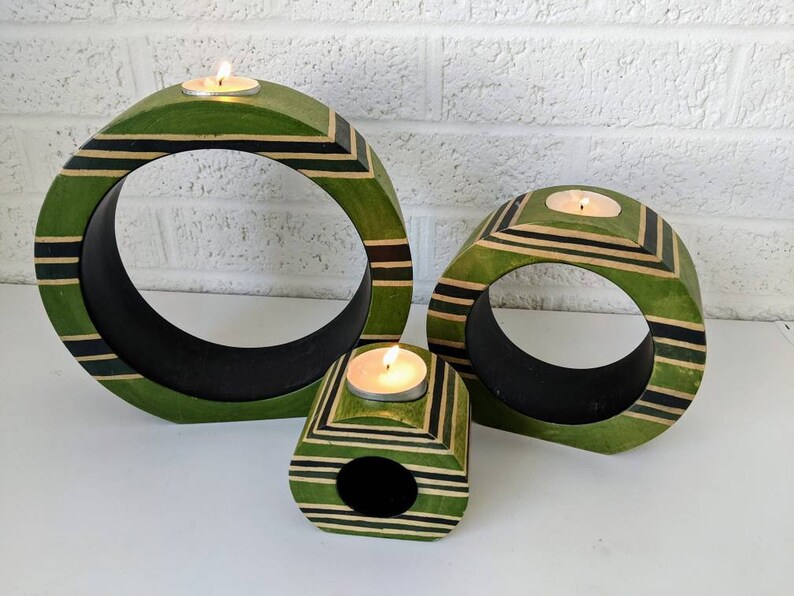Vintage träteljushållare med cirklar | Grön med ränder bild 7