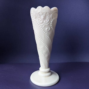 Vintage Reproduction L E Smith Milk Glass Beaded Swirls, Stars, and Scrolls Bud Vase