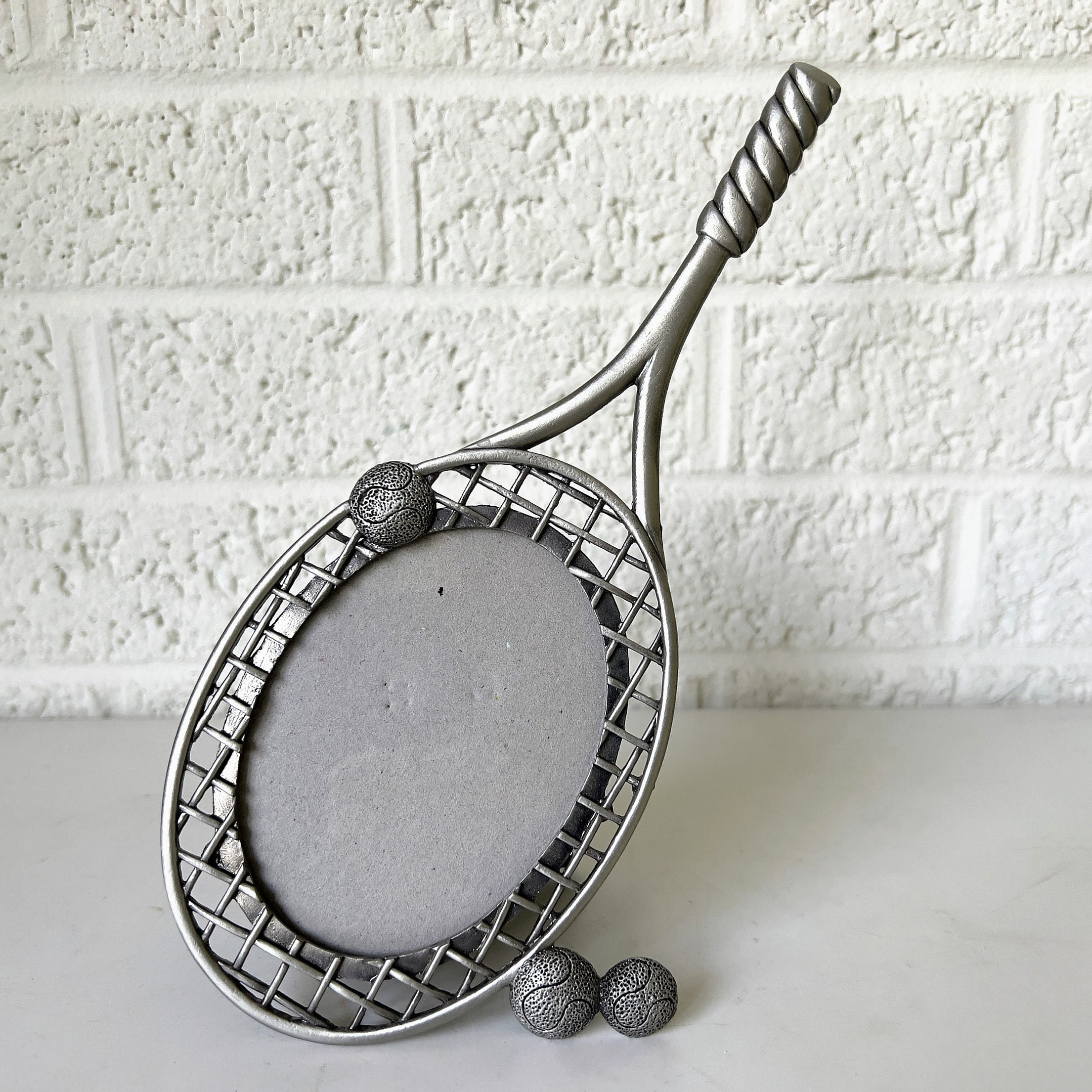 LCLJJDMBM Cadre photo vintage en forme de raquette de tennis - Convient pour une table et un montage mural - 20,3 x 25,4 cm