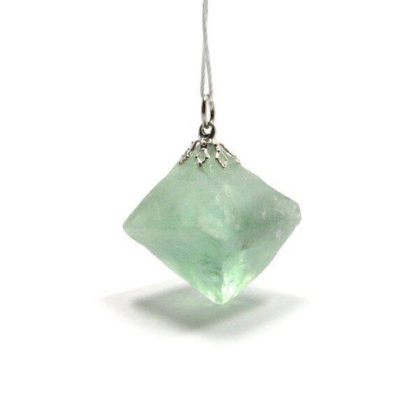 Fluorita octaedro colgante de cristal crudo verde azul 1 menta Natural de Aqua áspera piedra con plata Cap 34mm - 35mm (lote FLXL) collar grande