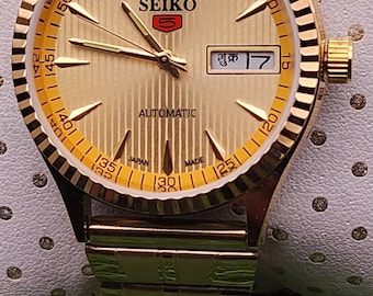 Refurbished Vintage Seiko 5 Automatic Watch, Gold Dial, Day Date, Japan Made