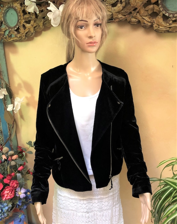 Vintage velvet jacket, black velvet moto, short ev