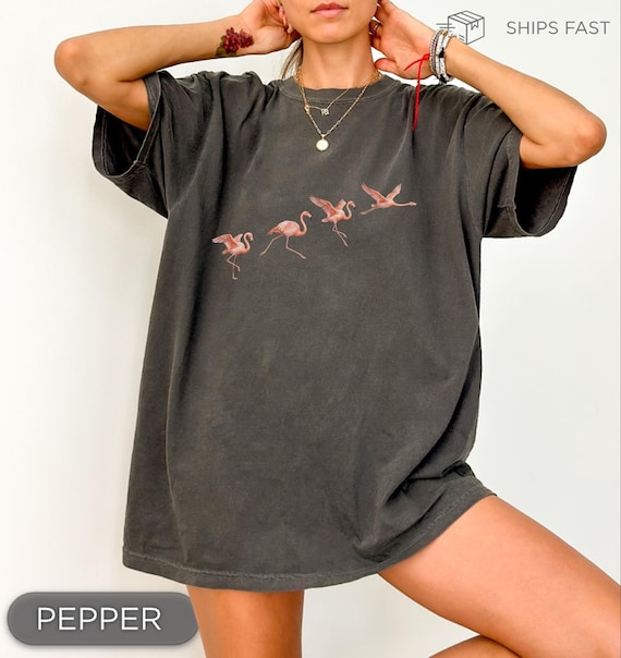 Flamingo Shirt for Women, Cute Animal Tee, Summer Graphic Shirt, Beach Vacation Outfit, Gift for Her, Coastal Style Shirt, Aesthetic Womens
