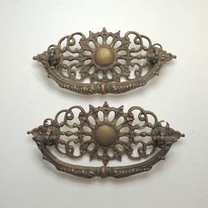 Pair 2 Antique Drawer Bin Bail Pulls Filigree Starburst Brass Victorian Ornate