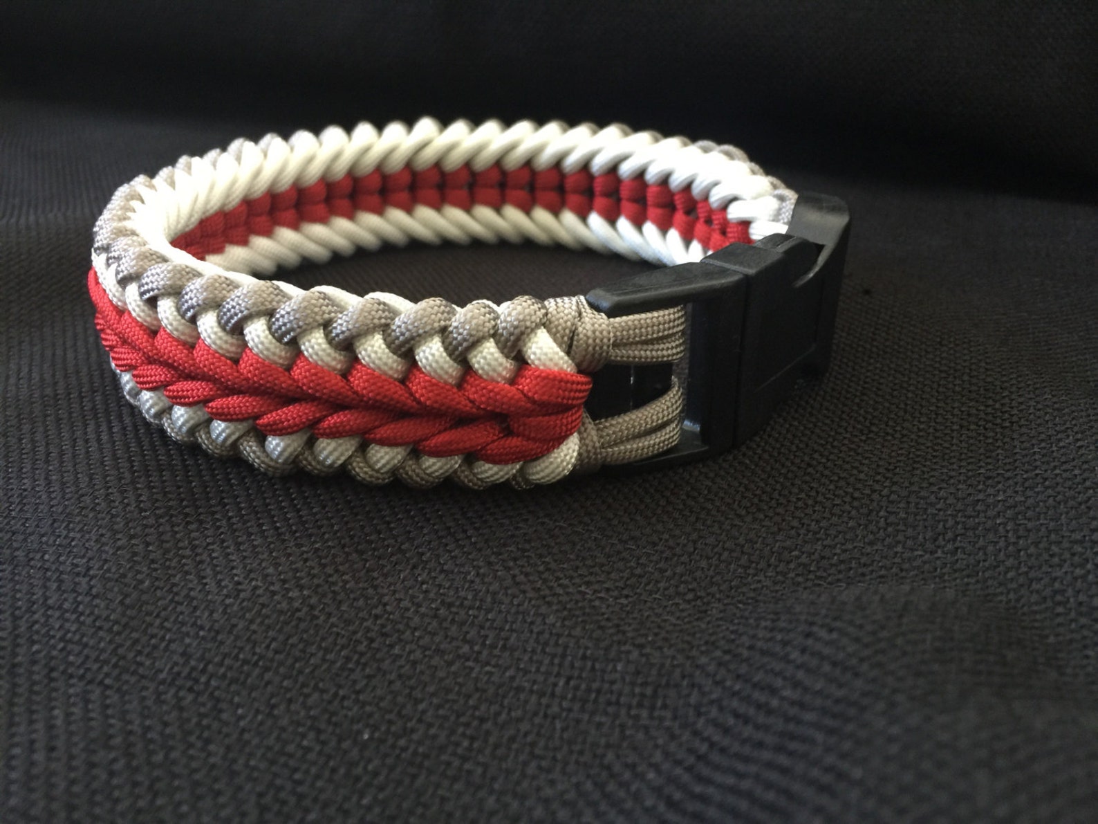 Paracord Dog Collar in the Wide Sanctified Weave in Grey - Etsy