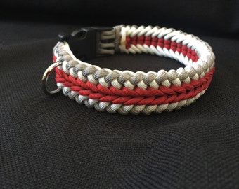Paracord Dog Collar in the Wide Sanctified Weave in grey, white and red (custom size)
