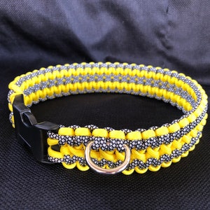 Paracord Dog Collar in the side by side weave (custom colors and size)