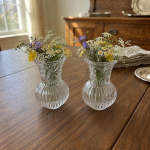 Coppia di vasi vintage in cristallo Cristal d'Arques France, set di 2 mini vasi da fiori in vetro tagliato francese con bordo smerlato, porta stuzzicadenti