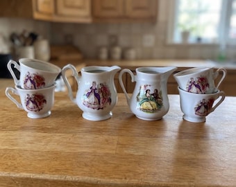Juego de café de porcelana vintage de Zajecar, Yugoslavia, compuesto por 4 tazas de café pequeñas y 2 jarras para crema, marca Fragonard, década de 1970.