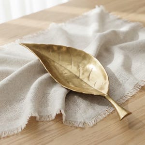 Vintage massief messing schaal in bladvorm, grote opbergbak, Hollywood Regency messing schaal in bladvorm, MCM tafeldecoratie, 39 cm