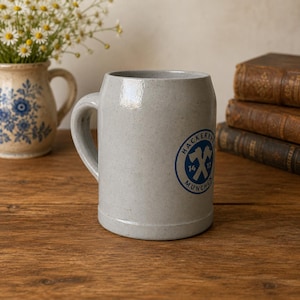 Vintage chope à bière Hackerbrau Munchen, chope en grès allemande de 0,5 l, chope émaillée au sel de l'Allemagne de l'Ouest, articles de bar de l'Oktoberfest de Munich à collectionner
