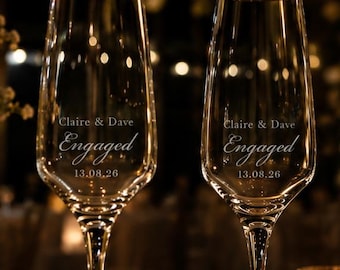 Champagneglas op maat | Verloofd en gedateerd | Moderne tulpvorm | Gegraveerd
