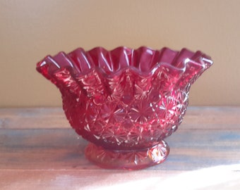 Ruffled Bowl Daisy Button Amberina Smith Glass  Vintage