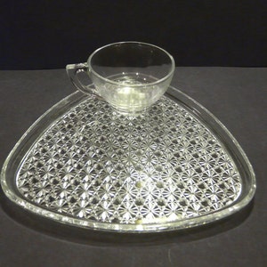 Indiana Glass Co Clear Glass Daisy and Button  Luncheon Plate and Cup Set Vintage