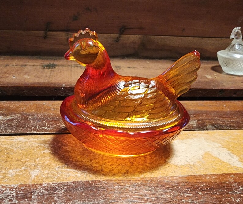 Hen on Nest Miniature Salt Dip Salt Cellar Glass Vintage image 7