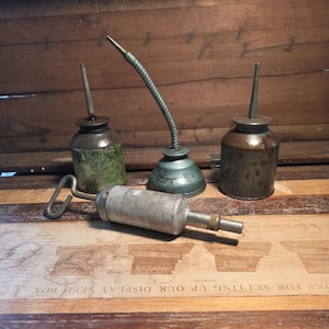 Vintage Metal Grease Can - Etsy