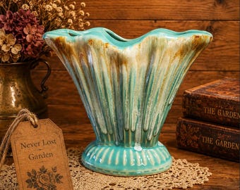 Fan Vase Three Openings Earth Tones Robinson Ransbottom RRP