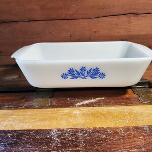 Blue Cornflower Casserole Dish 1 Qt Anchor Hocking Fire King Vintage