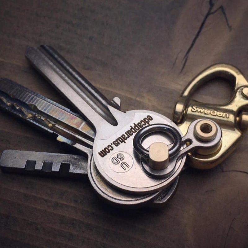 Shackles Jpg Key Chain Shackles - Etsy